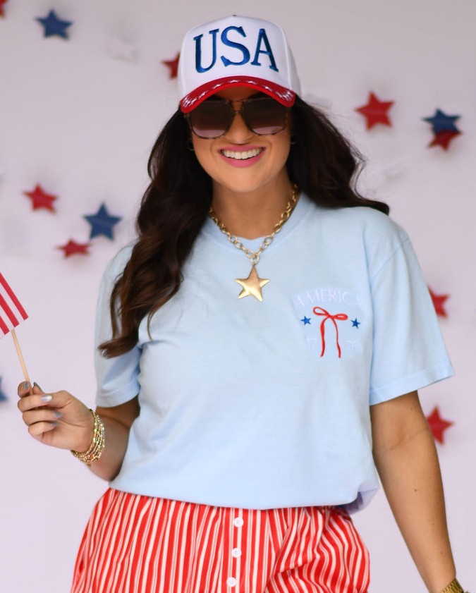 AMERICAN BOW EMBROIDERED TEE